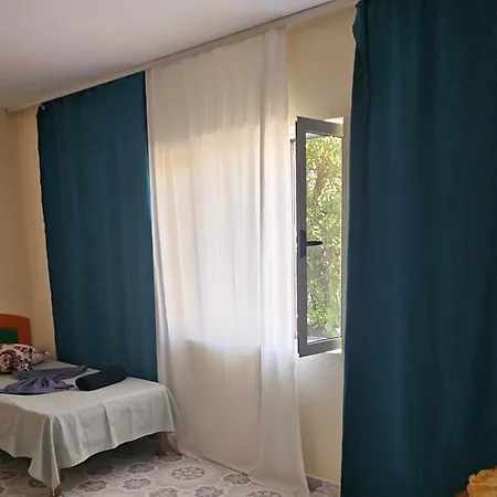 Apartment En's